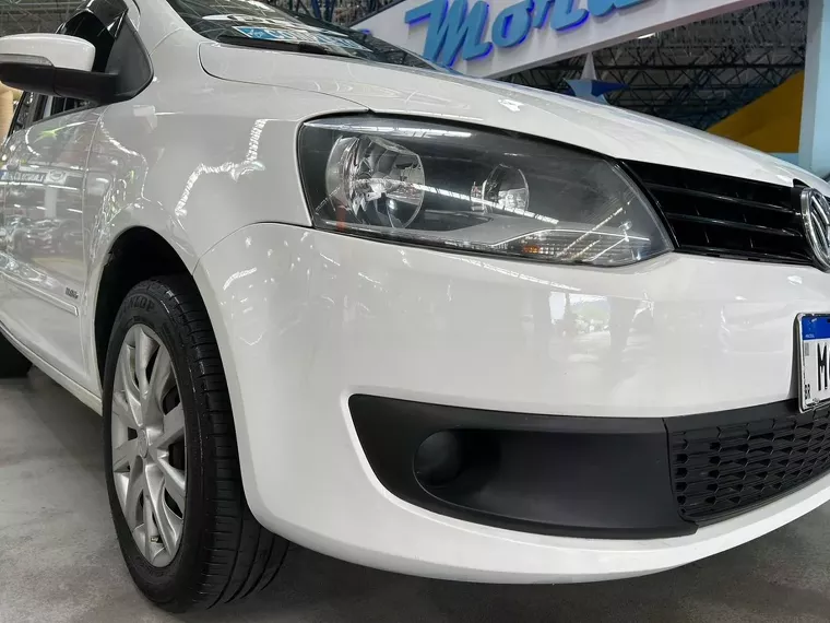 Volkswagen Fox Branco 17