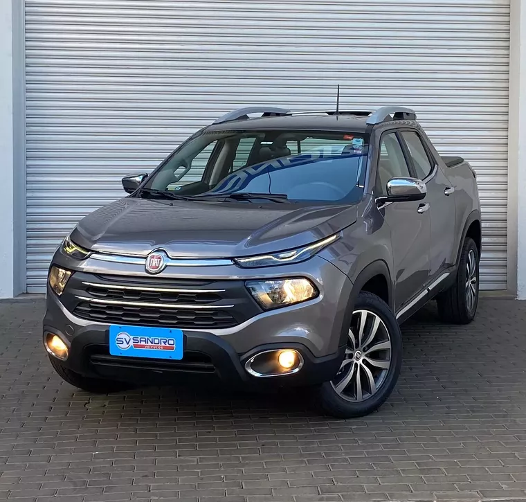 Fiat Toro Cinza 2