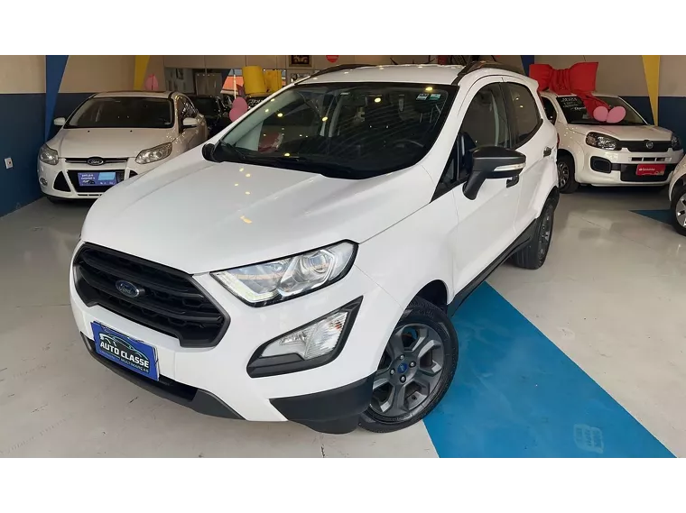 Ford Ecosport Branco 4