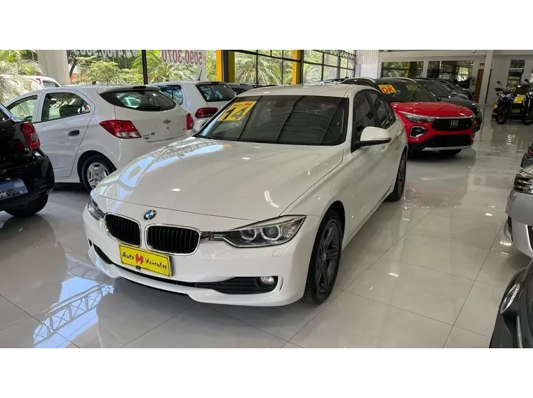 BMW 316i Branco 13