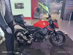CB 500