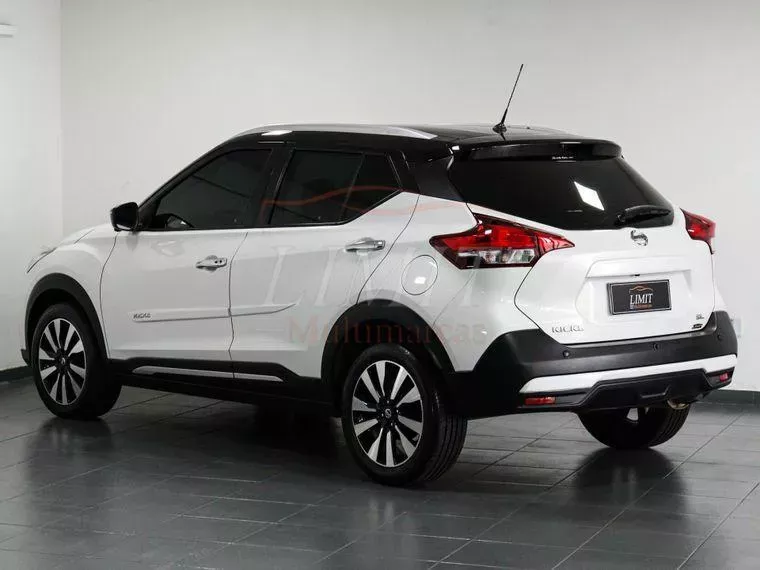 Nissan Kicks Branco 7