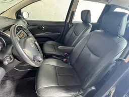 Nissan Grand Livina