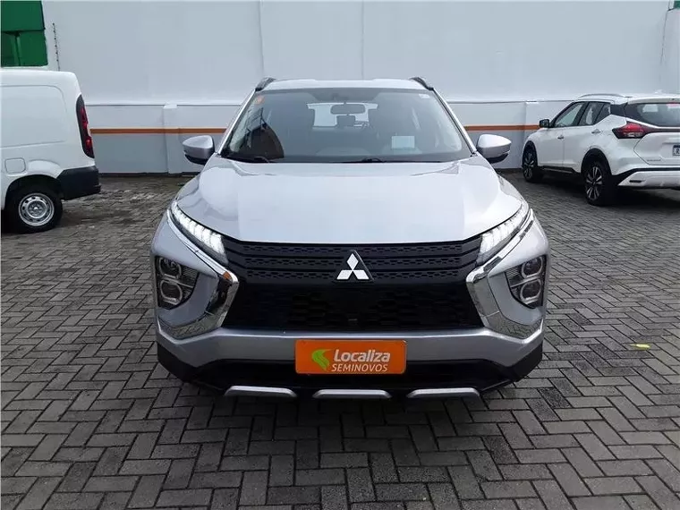 Mitsubishi Eclipse Cross Prata 9