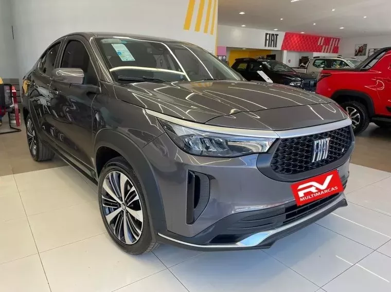 Fiat Fastback Cinza 1