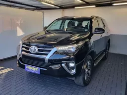 Toyota Hilux SW4