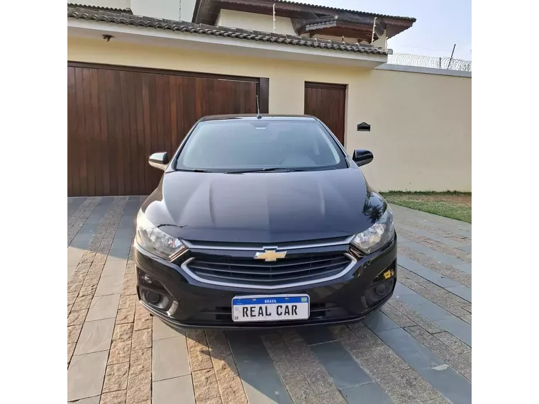 Chevrolet Prisma Preto 3