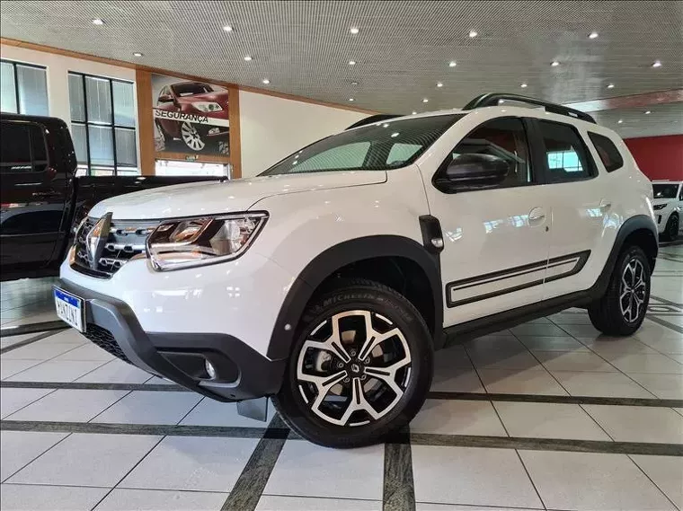 Renault Duster Branco 11