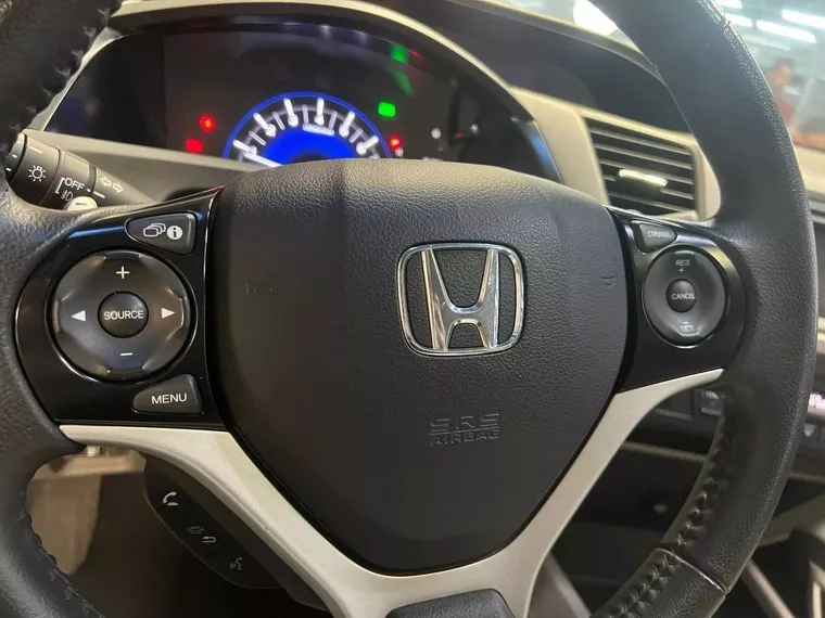 Honda Civic Prata 14