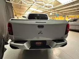 Mitsubishi L200 Triton
