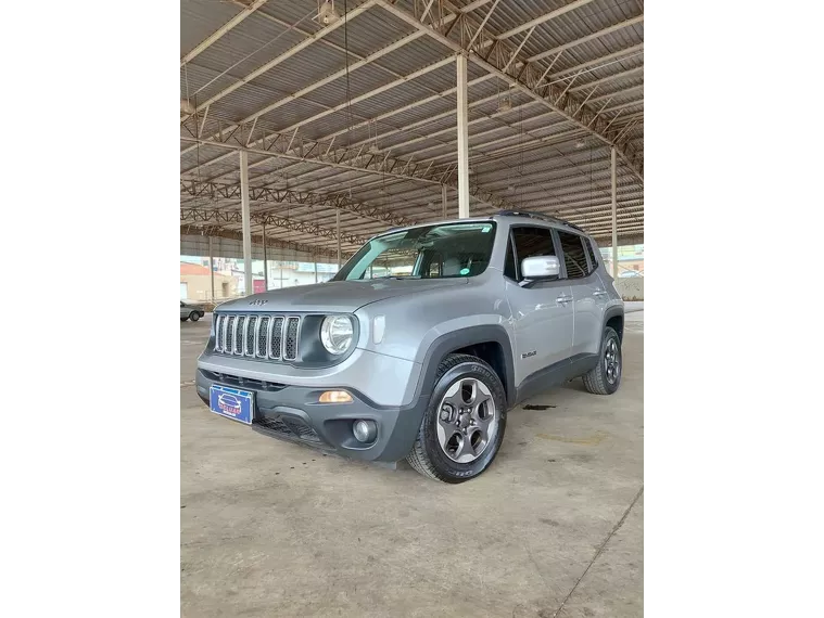 Jeep Renegade Prata 3