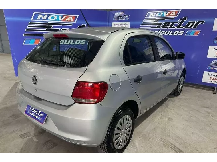 Volkswagen Gol Prata 7