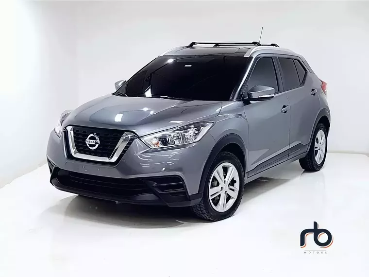 Nissan Kicks Cinza 9