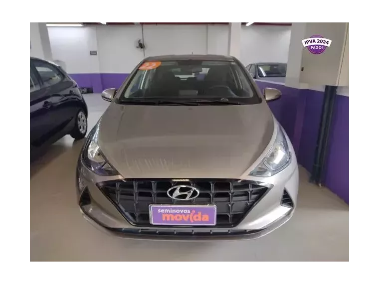 Hyundai HB20 Prata 4