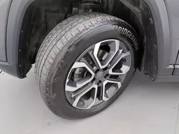 Jeep Commander