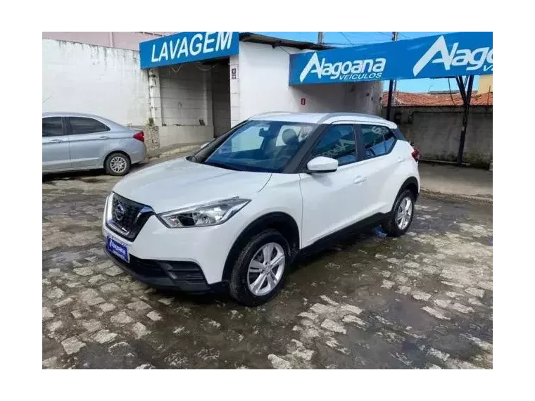 Nissan Kicks Branco 6