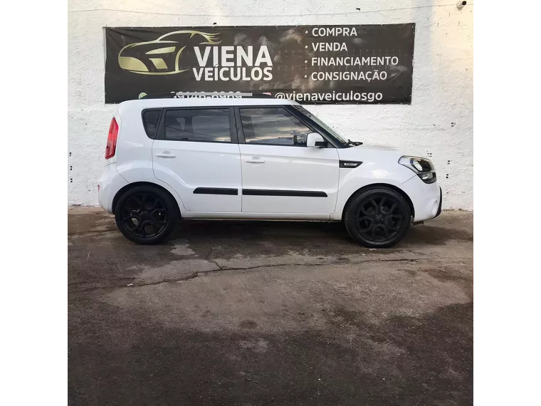 KIA Soul Branco 7