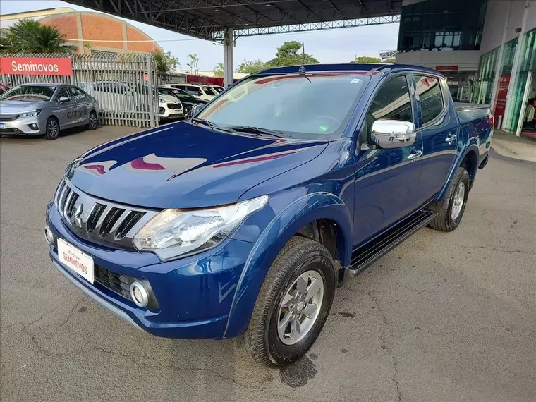 Mitsubishi L200 Triton Azul 9