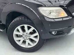 Mitsubishi Pajero TR4