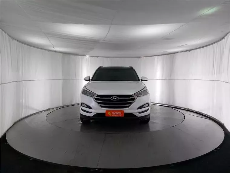 Hyundai Tucson Branco 16