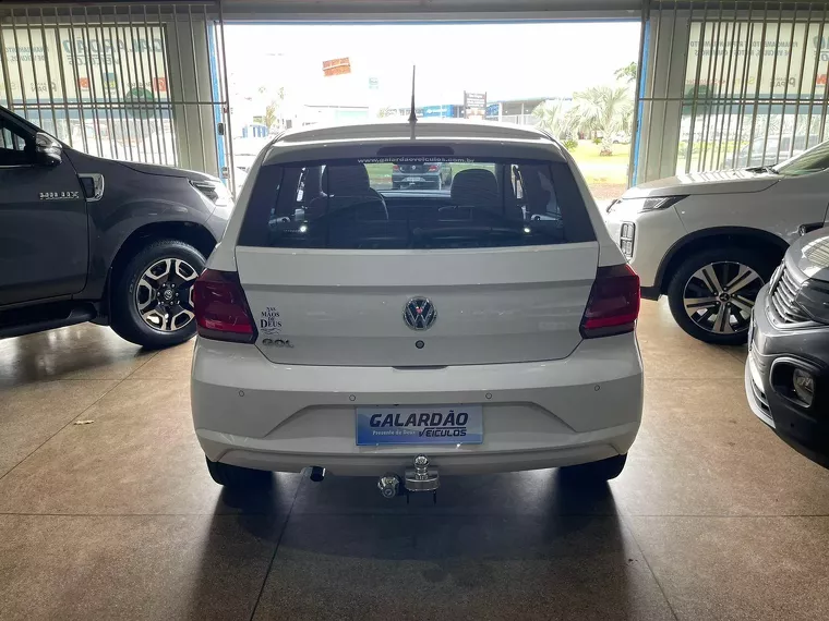 Volkswagen Gol Branco 7