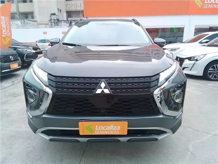 Mitsubishi Eclipse Cross Cinza 3