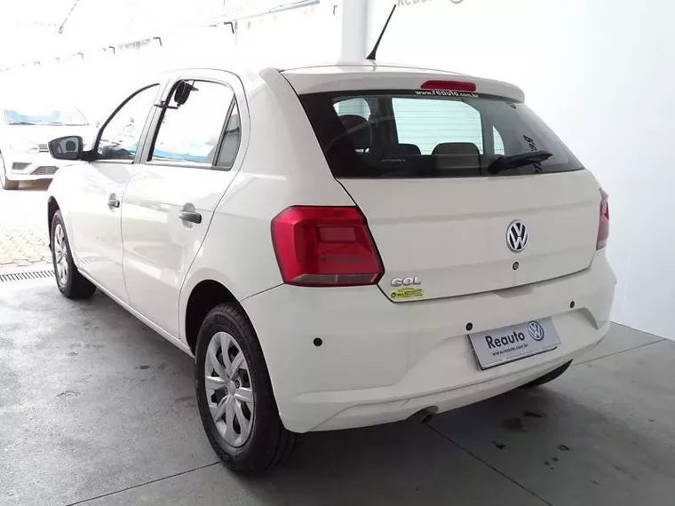 Volkswagen Gol Branco 4