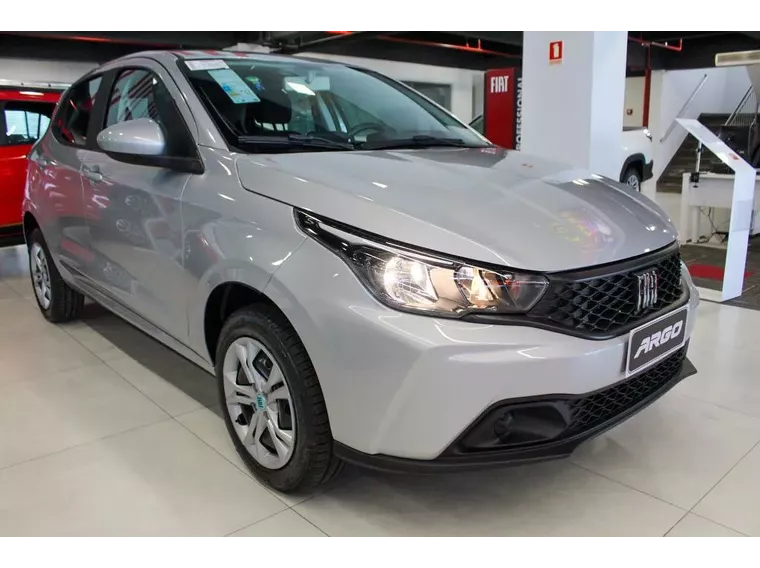 Fiat Argo Prata 11