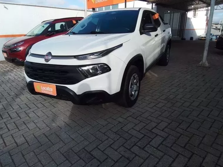 Fiat Toro Branco 1