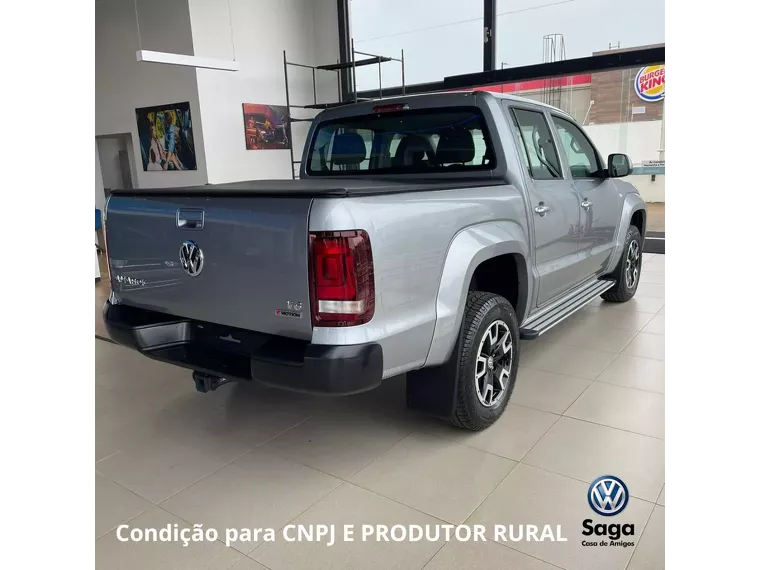 Volkswagen Amarok Preto 9