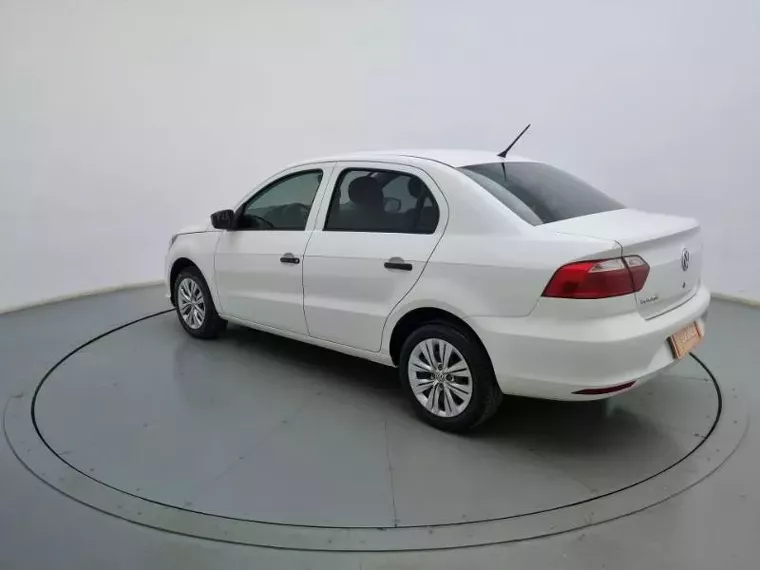 Volkswagen Voyage Branco 14