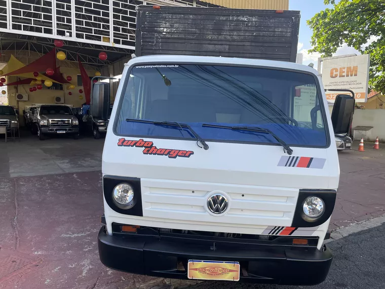 Volkswagen Delivery Branco 4