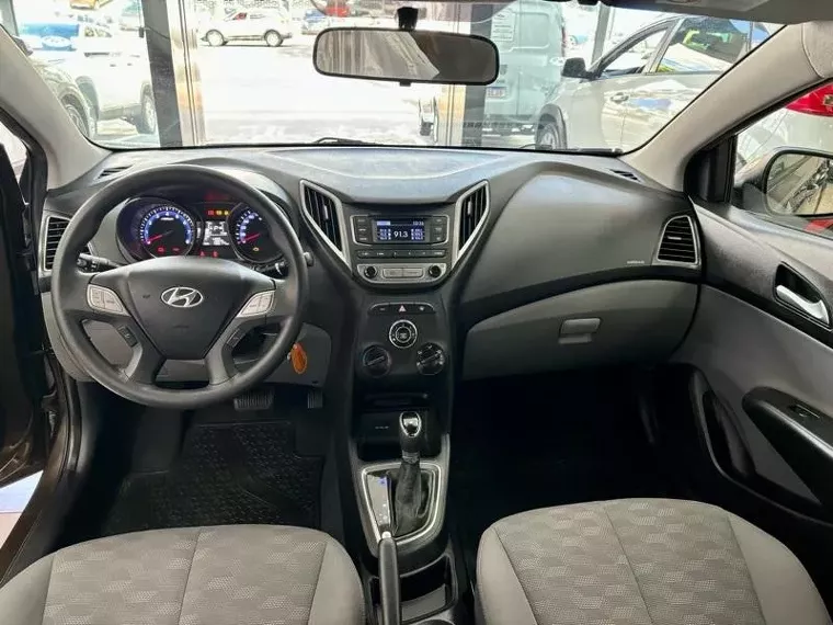 Hyundai HB20S Cinza 19