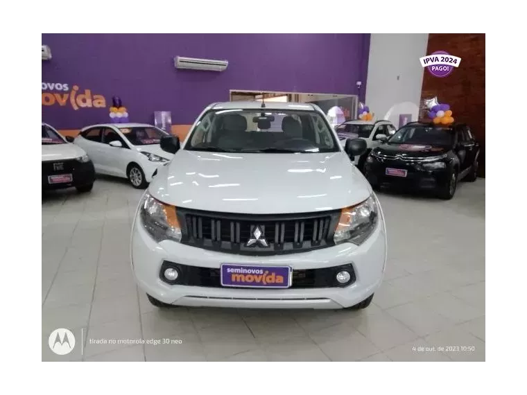 Mitsubishi L200 Branco 1