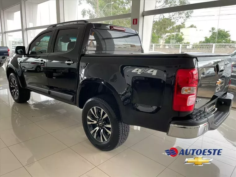 Chevrolet S10 Preto 6