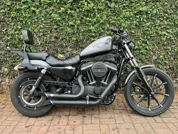 Sportster 883