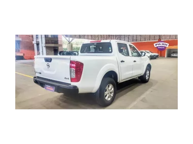 Nissan Frontier Branco 1