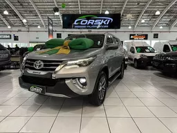 Toyota Hilux SW4
