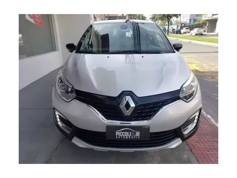 Renault Captur Prata 3