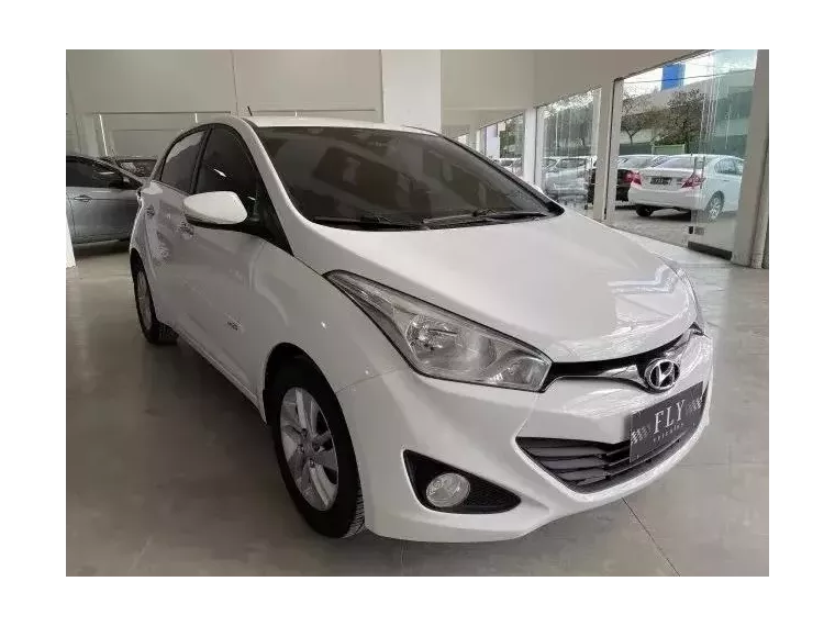 Hyundai HB20 Branco 8