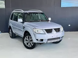 Mitsubishi Pajero TR4