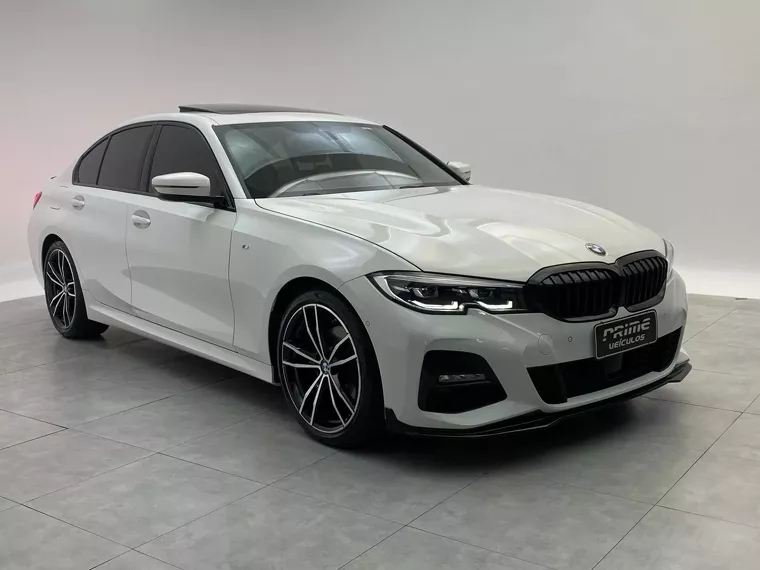 BMW 320i Branco 14