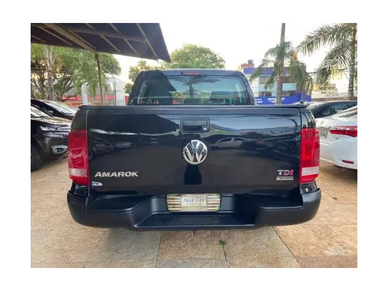 Volkswagen Amarok Preto 3