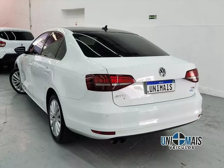 Volkswagen Jetta Branco 12