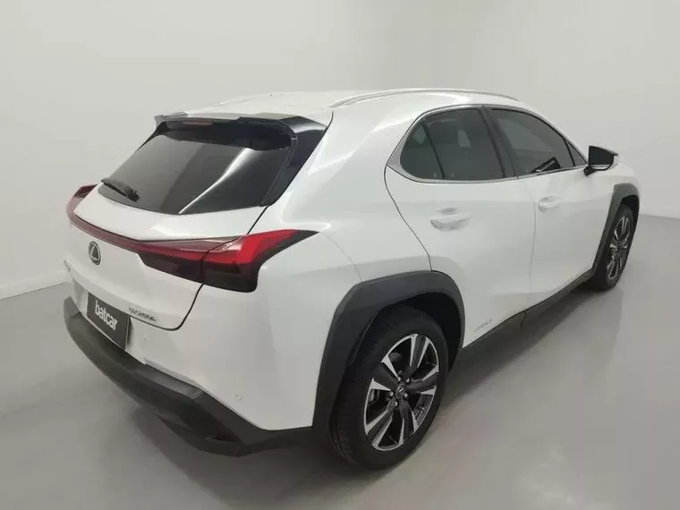 Lexus UX 250H Branco 15