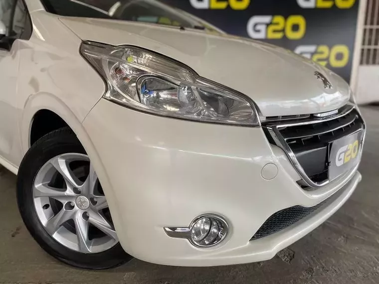 Peugeot 208 Branco 2