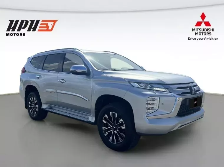 Mitsubishi Pajero Sport Prata 15