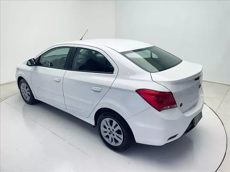 Chevrolet Prisma Branco 8