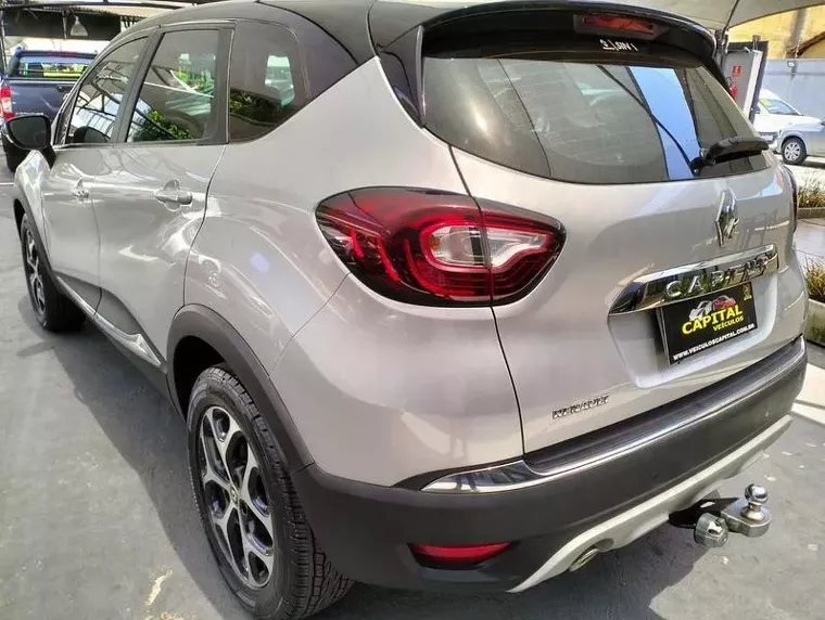 Renault Captur Prata 12