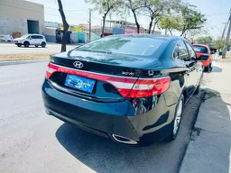 Hyundai Azera